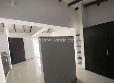 Casa de 3 alcobas en venta en Condominio Marques Del Buque, Villavicencio, 209 m² · foto 3 de 20