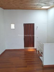 Casa en venta en Casa 3 Niveles En Cantalejo, Bogotá · foto 3 de 19