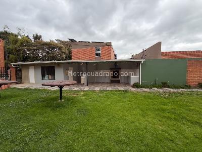 Casa en venta en Casa 3 Niveles En Cantalejo, Bogotá · foto 18 de 19