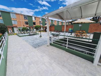 Casa en venta en Casa 3 Niveles En Cantalejo, Bogotá · foto 14 de 19