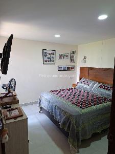 Apartamento de 2 alcobas en venta en Laureles, Medellín, 94 m² · foto 10 de 18