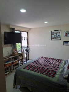 Apartamento de 2 alcobas en venta en Laureles, Medellín, 94 m² · foto 11 de 18