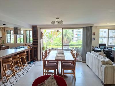 Apartamento de 2 alcobas en venta en Laureles, Medellín, 94 m² · foto 3 de 18