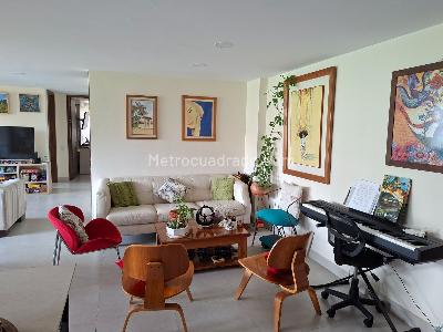 Apartamento de 2 alcobas en venta en Laureles, Medellín, 94 m² · foto 4 de 18