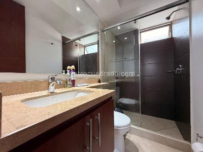 Apartamento de 3 alcobas en venta en Colina Campestre, Bogotá, 94 m² · foto 17 de 18
