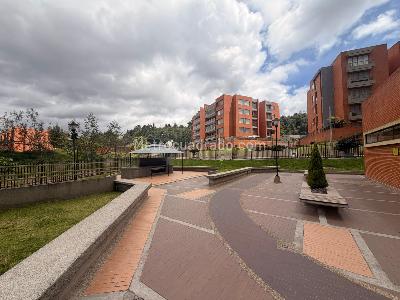 Apartamento de 3 alcobas en venta en Colina Campestre, Bogotá, 94 m² · foto 7 de 18