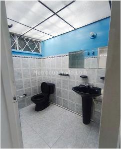 Casa de 5 alcobas en venta en Marsella Antigua, Bogotá, 212 m² · foto 13 de 16