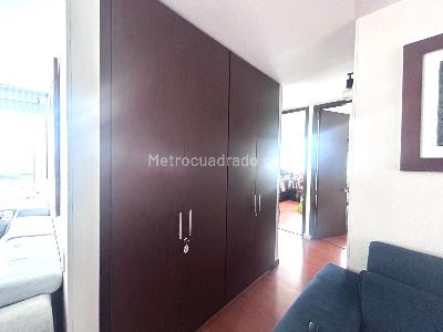 Apartamento de 3 alcobas en venta en Cedritos Caobos Salazar, Bogotá, 76 m² · foto 6 de 16