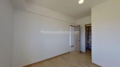 Apartamento de 3 alcobas en venta en El Porvenir, Rionegro, 69 m² · foto 2 de 10