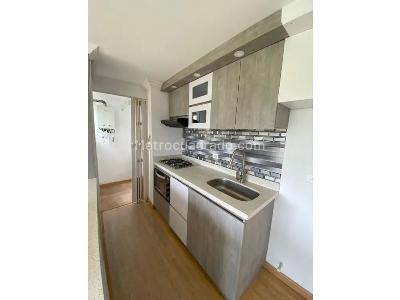 Apartamento de 3 alcobas en venta en El Porvenir, Rionegro, 56 m² · foto 2 de 10