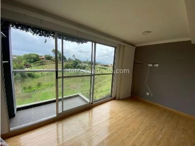 Apartamento de 3 alcobas en venta en El Porvenir, Rionegro, 56 m² · foto 6 de 10