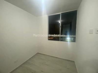 Apartamento de 3 alcobas en venta en El Porvenir, Rionegro, 58 m² · foto 2 de 10