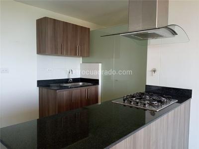 Apartamento de 3 alcobas en venta en Monsenor Alfonso Uribe Jaramillo, Rionegro, 80 m² · foto 2 de 10