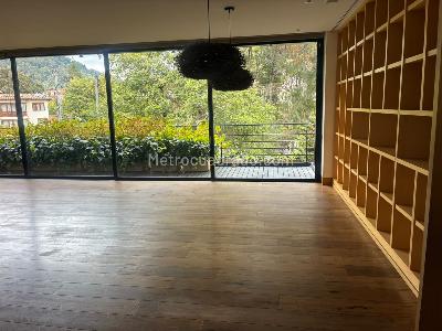 Casa de 4 alcobas en venta en Santa Barbara Alta, Bogotá, 362 m² · foto 2 de 20