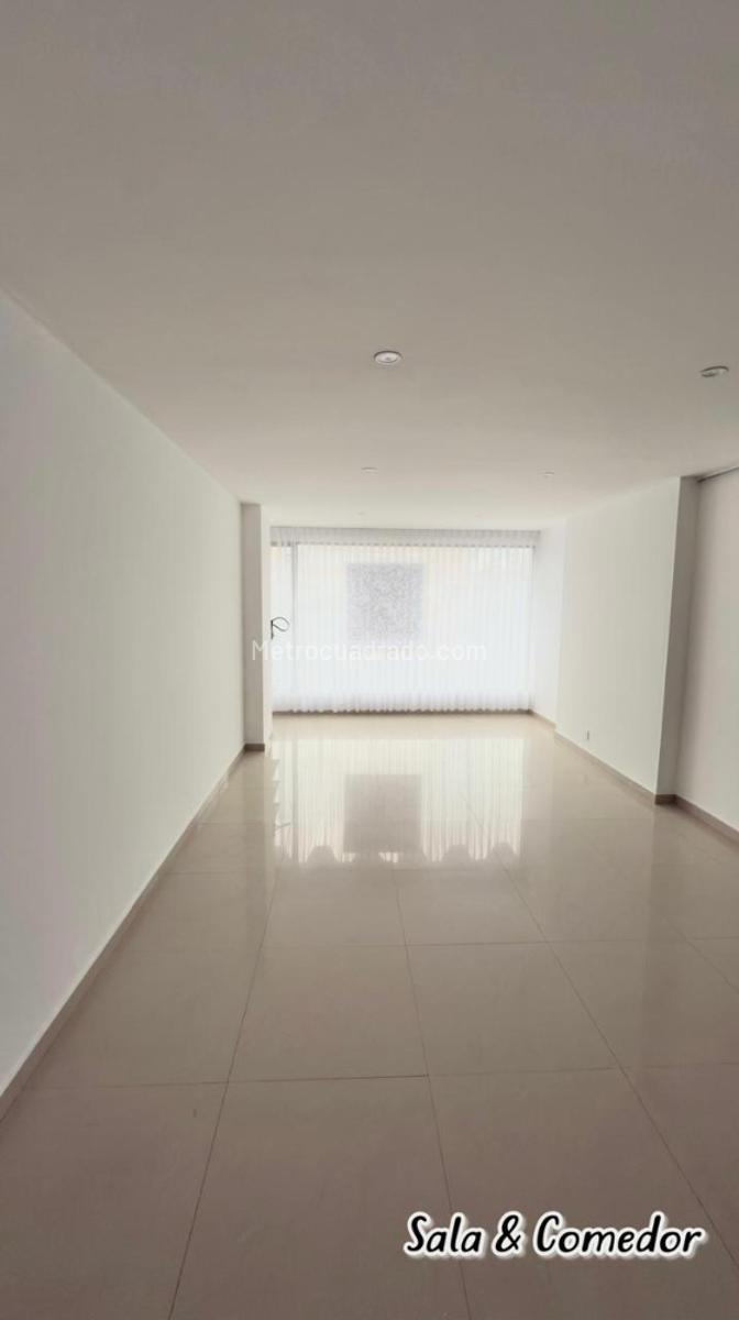 Apartamento de 2 habitaciones en venta en Pepe Sierra Santa Bárbara, Bogotá — imagen 1 de 10