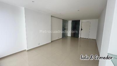 Apartamento de 2 alcobas en venta en Pepe Sierra, Bogotá, 70 m² · foto 2 de 10