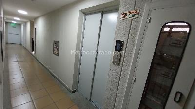 Apartamento en venta en San Antonio Nor Occidental, Bogotá · foto 3 de 20