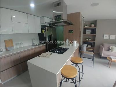 Apartamento de 3 alcobas en venta en Pan De Azucar, Envigado, 75 m² · foto 3 de 12