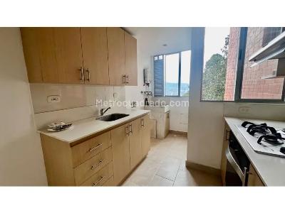 Apartamento en venta en El Poblado, Envigado · foto 3 de 12
