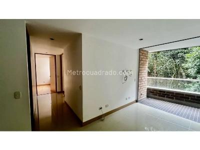 Apartamento en venta en El Poblado, Envigado · foto 8 de 12