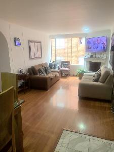 Apartamento de 3 alcobas en venta en Colina Iberia, Bogotá, 83 m² · foto 2 de 15