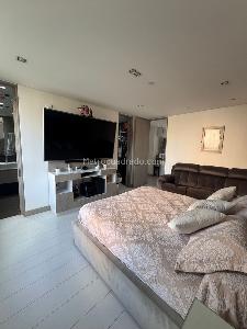 Apartamento de 3 alcobas en venta en Loma Del Chocho, Envigado, 181 m² · foto 5 de 8