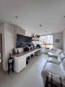 Apartamento de 3 alcobas en venta en Loma Del Chocho, Envigado, 181 m² · foto 6 de 8