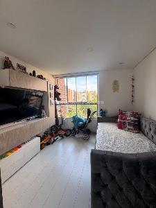 Apartamento de 3 alcobas en venta en Loma Del Chocho, Envigado, 181 m² · foto 8 de 8