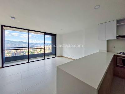 Apartamento de 3 alcobas en venta en Loma De Las Brujas, Envigado, 86 m² · foto 3 de 10