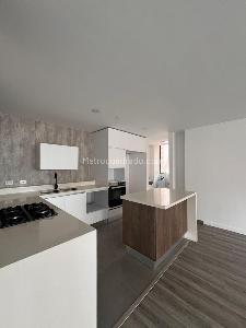 Apartamento en venta en Escobero, Envigado · foto 2 de 9