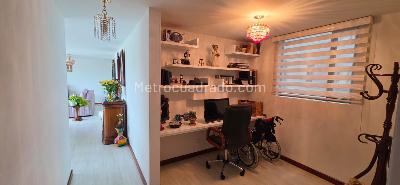 Apartamento en venta en Altos De La Colina, Bogotá · foto 2 de 12
