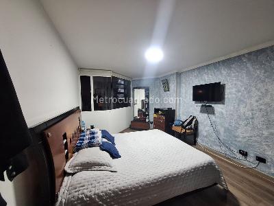 Apartamento de 3 alcobas en venta en Humedal Cordoba, Bogotá, 98 m² · foto 6 de 9