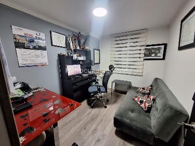 Apartamento de 3 alcobas en venta en Humedal Cordoba, Bogotá, 98 m² · foto 7 de 9