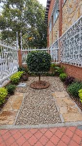 Casa de 3 alcobas en venta en La Soledad Teusaquillo, Bogotá, 222 m² · foto 2 de 20