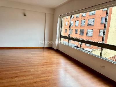 Apartamento de 3 alcobas en venta en Los Andes Noroccidente, Bogotá, 112 m² · foto 6 de 20