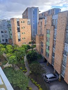 Apartamento de 3 alcobas en venta en Parques De Milenta, Bogotá, 62 m² · foto 12 de 13