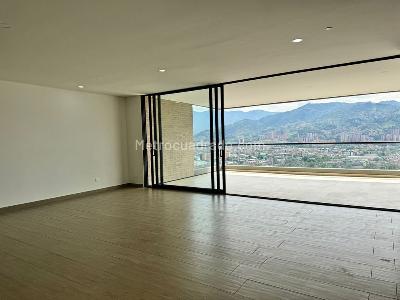 Apartamento en venta en Loma Benedictinos, Envigado · foto 2 de 9