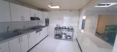 Casa de 5 alcobas en venta en Fundadores, Armenia, 353 m² · foto 9 de 19