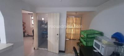 Casa de 5 alcobas en venta en Fundadores, Armenia, 353 m² · foto 7 de 19