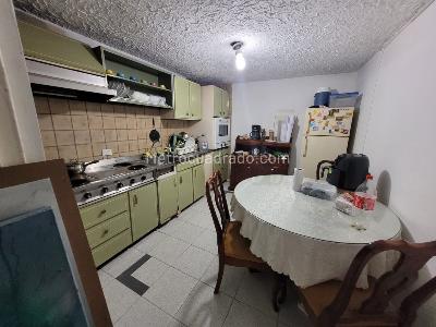 Casa de 5 alcobas en venta en Fundadores, Armenia, 353 m² · foto 8 de 19