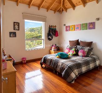 Casa de 5 alcobas en venta en Cerros De Yerbabuena, Chía · foto 12 de 17