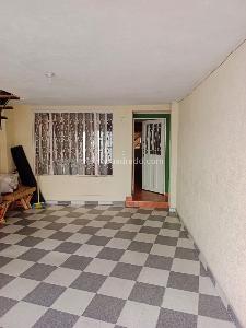 Casa de 5 alcobas en venta en Villa Alsacia, Bogotá, 250 m² · foto 3 de 20
