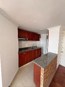 Apartamento de 3 alcobas en venta en Alamos Norte, Bogotá, 55 m² · foto 4 de 18