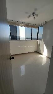 Apartamento de 3 alcobas en venta en Montevechio, Floridablanca, 83 m² · foto 4 de 14