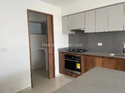 Apartamento de 3 alcobas en venta en Jardines Campestre, Floridablanca, 90 m² · foto 2 de 10