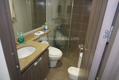 Apartamento de 3 alcobas en venta en Canaveral Plaza, Floridablanca, 99 m² · foto 5 de 11