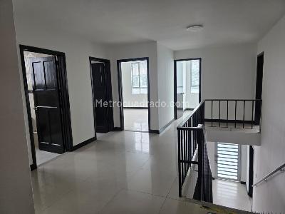 Casa en arriendo en La Aurora, Bogotá · foto 10 de 18