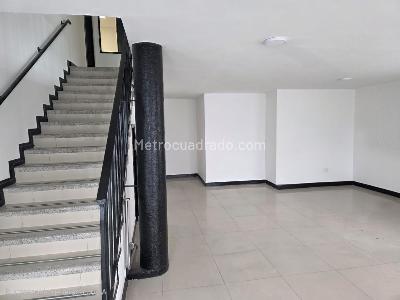 Casa en arriendo en La Aurora, Bogotá · foto 2 de 18