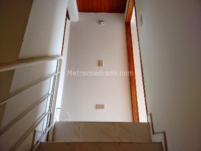 Apartamento de 2 alcobas en venta en Chapinero Marly, Bogotá, 64 m² · foto 11 de 19