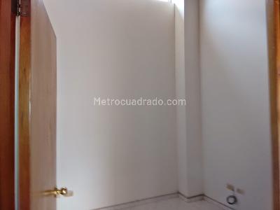Apartamento de 2 alcobas en venta en Chapinero Marly, Bogotá, 64 m² · foto 16 de 19